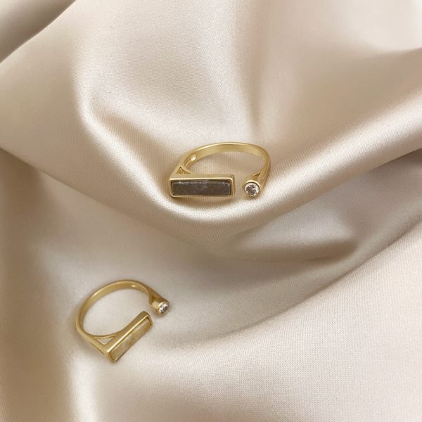 Vintage Style Ring - Image 9