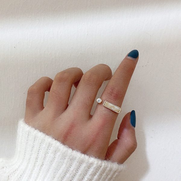 Vintage Style Ring - Image 7